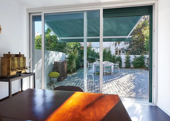 Casa Da Clementina - A Serene Garden リスボン