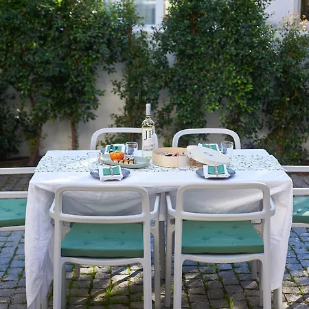 Semesterbostad Casa Da Clementina - A Serene Garden *