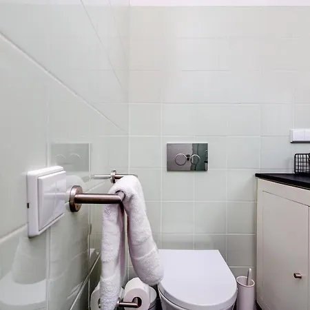 펜션 Casa Da Clementina - A Serene Garden 리스본