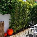 Casa Da Clementina - A Serene Garden * Lisboa